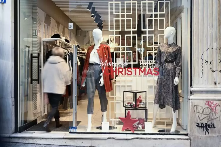 Ανοιχτά μαγαζιά σήμερα Κυριακή 11/12/2022: Τι ώρα κλείνουν καταστήματα και σούπερ μάρκετ