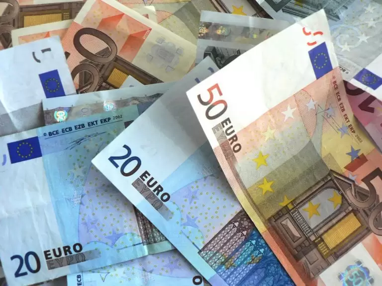 Επιδοτήσεις 2023: Πώς μπορείς να παίρνεις κάθε μήνα από 70 έως 210 ευρώ