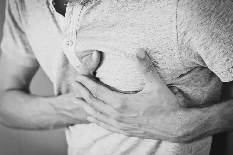 Υγεία: Τα σημάδια πως θα πάθετε καρδιακό ένα μήνα πριν αυτό συμβεί