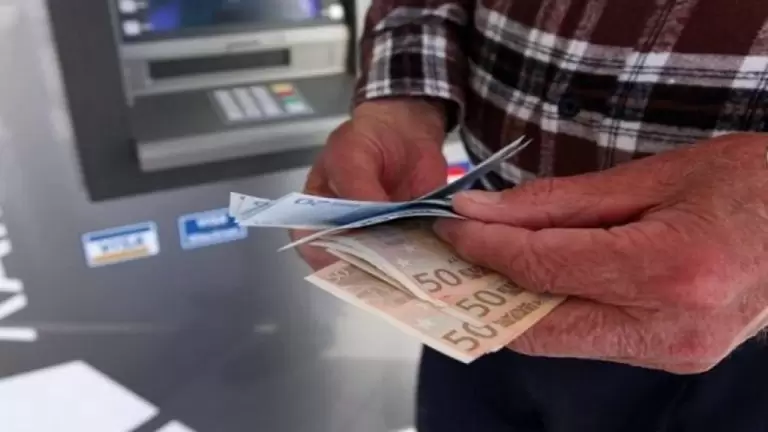 Σπουδαία νέα: Διπλές αυξήσεις σε εκατομμύρια Έλληνες τις επόμενες 10 μέρες