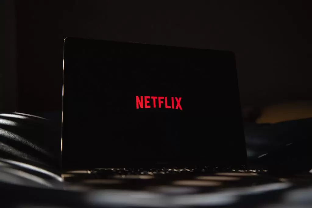 Netflix: Το είπε και το έκανε – Τέλος το τζάμπα και το μοίρασμα των λογαριασμών
