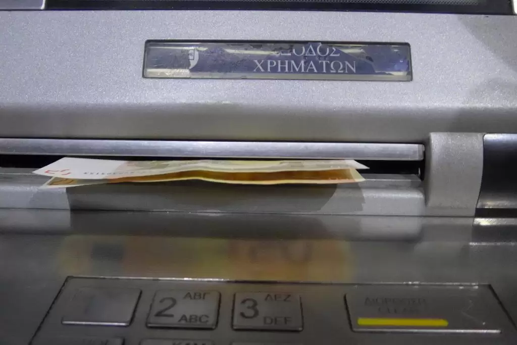Αγανάκτηση με το νέο χαράτσι σε σούπερ μάρκετ, Μετρό, νοσοκομεία, αεροδρόμια