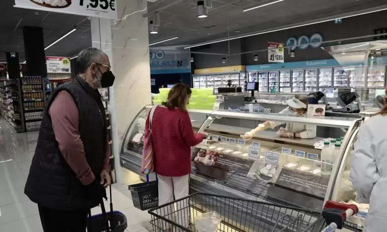 Ακρίβεια: Πότε θα αρχίσουν να μειώνονται ξανά οι τιμές