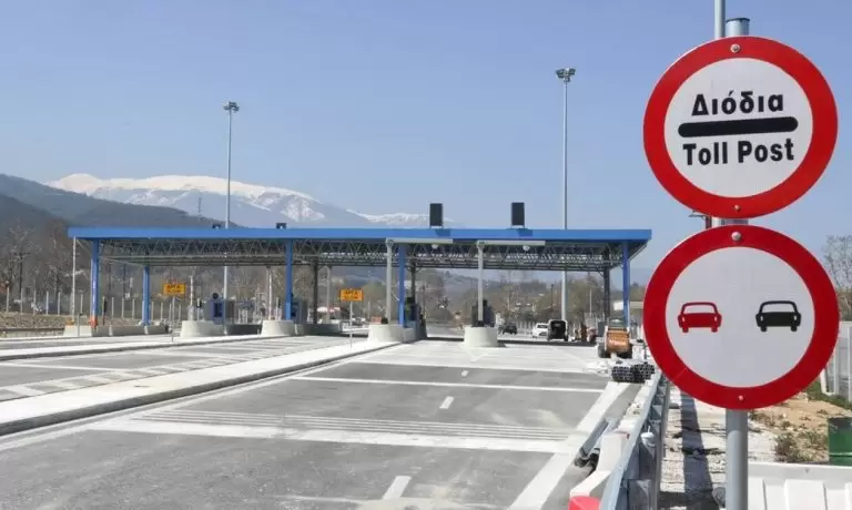Αποκάλυψη: Χριστουγεννιάτικο χαράτσι – Αντέχετε να δείτε;
