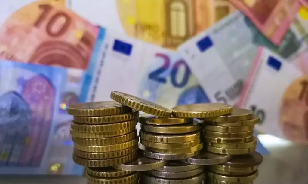 Εφορία: Έχετε χρέη; Τι θα σας πάρει τις επόμενες ημέρες