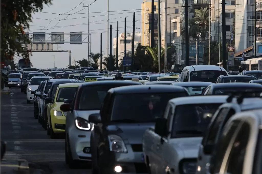 Τέλη κυκλοφορίας 2023: Πώς θα πάρετε έκπτωση 25% – Λήγει η προθεσμία