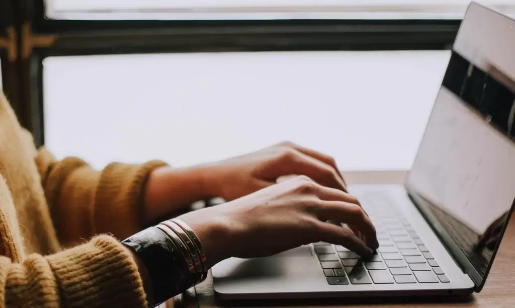 Voucher για αγορά laptop – tablet το 2025: Ανακοίνωση για 1.600 ευρώ