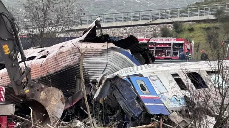 Μετά τα Τέμπη τι; Ο μεγάλος κίνδυνος στην Ελλάδα