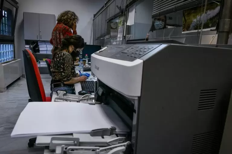 Φορολογικές δηλώσεις 2023: Πώς θα γλιτώσετε φόρο με 5 τρόπους