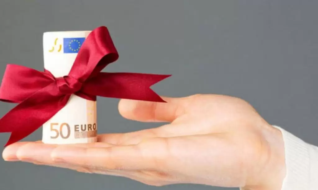 Δώρο Πάσχα 2023: Προσοχή! Δεν είναι πάντα μισός μισθός – Ποιοι δικαιούνται περισσότερο και ποιοι λιγότερο