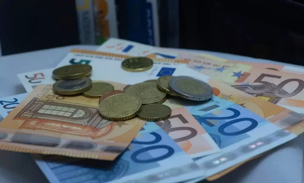 Επιδόματα 2023: Έκτακτη ανακοίνωση – Τα νέα αυξημένα ποσά