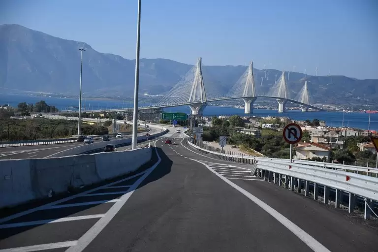 Γέφυρα Ρίου – Αντιρρίου: Έκτακτη ανακοίνωση για τους οδηγούς για την έξοδο του Πάσχα