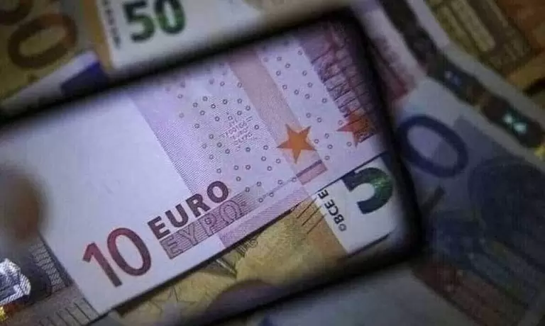 Τράπεζες: Κλείνουν χιλιάδες λογαριασμοί – Δεσμεύουν χρήματα πολιτών