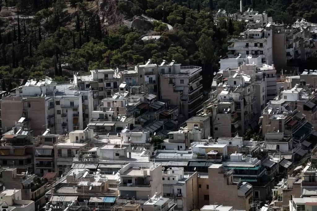 Επιτέλους: Ξεκινά το πρόγραμμα για ηλιακό θερμοσίφωνα με επιδότηση – Όλες οι λεπτομέρειες