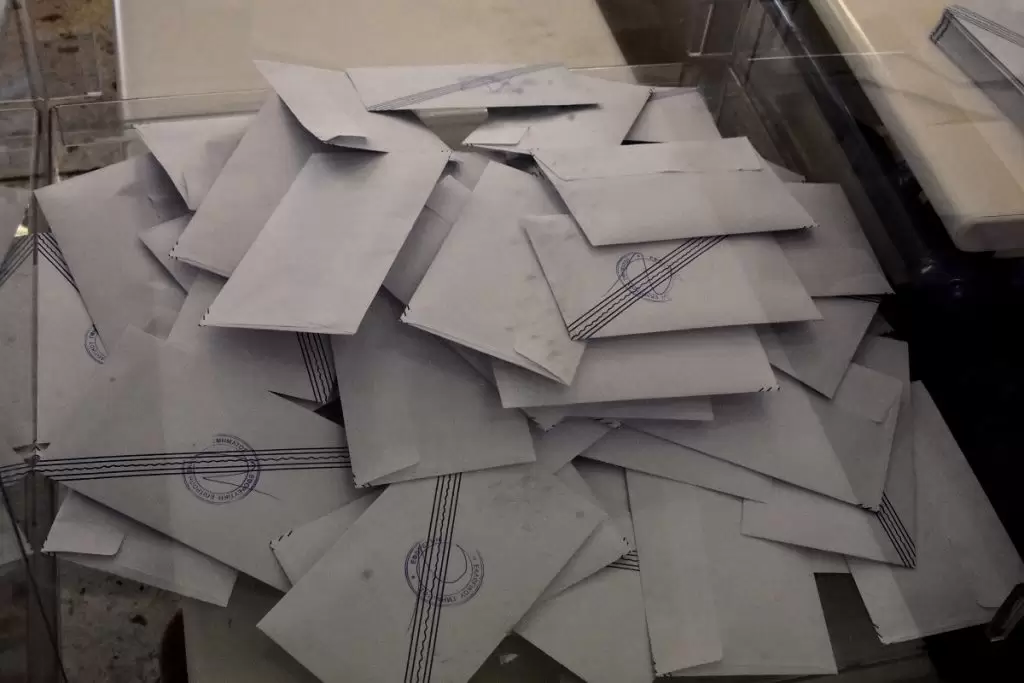 Πού ψηφίζω στις εκλογές 2023: Πώς ψηφίζω με απλή αναλογική – Πόσους σταυρούς βάζω