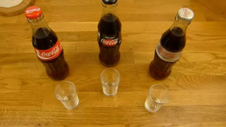 Coca Cola: Light vs Zero – Ποια είναι πιο υγιεινή και γιατί