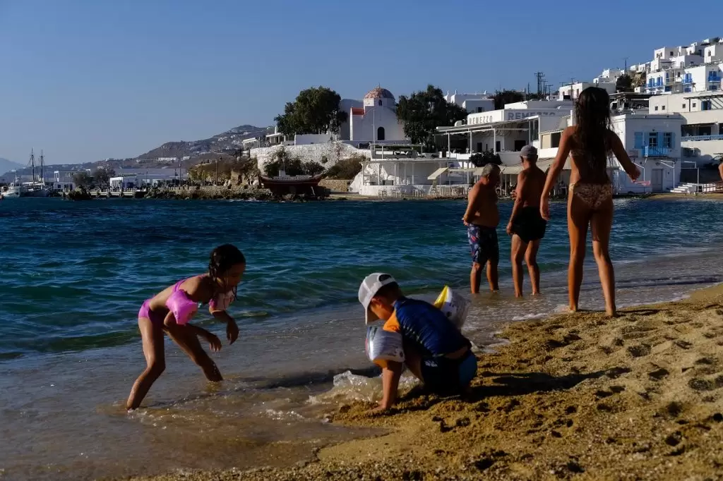 Κοινωνικός Τουρισμός 2023: Ανατροπή με τα voucher – Τι ισχύει φέτος για δωρεάν διακοπές