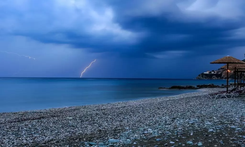 Καιρός: Αλλεπάλληλες κακοκαιρίες σε λίγες ώρες – Πότε θα πληγεί η Αττική