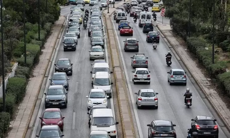 Αυτοκίνητο: Η συσκευή που απαγορεύεται να έχεις και φέρνει πρόστιμο 2.000 ευρώ