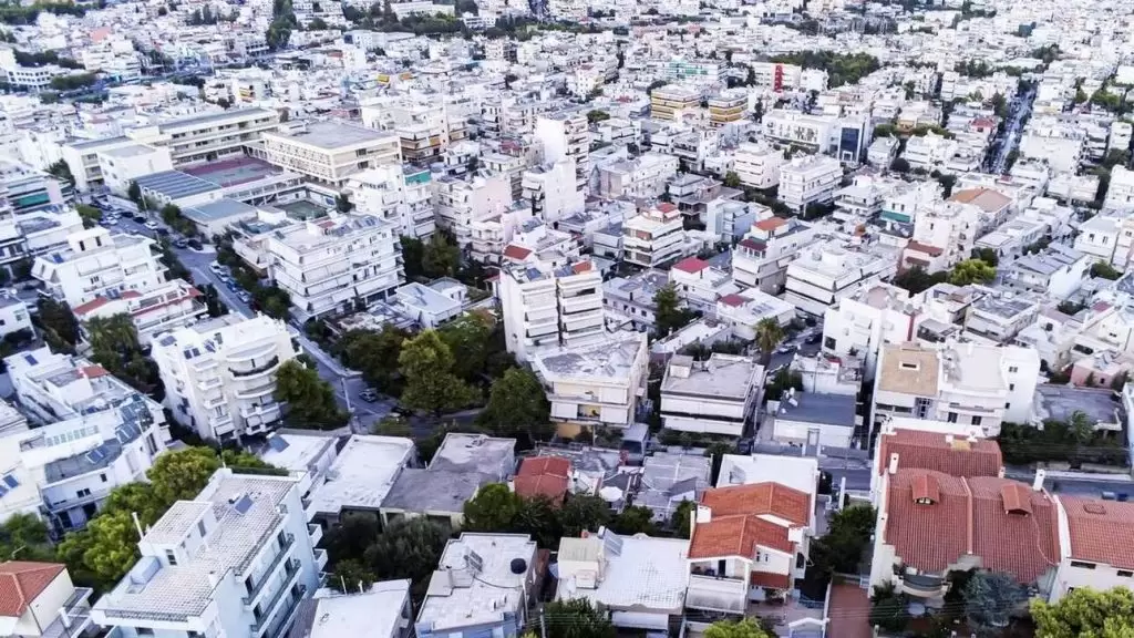 Ακίνητα: Στα ύψη οι τιμές – Οι ακριβότερες περιοχές σε Αθήνα και Θεσσαλονίκη (πίνακες)
