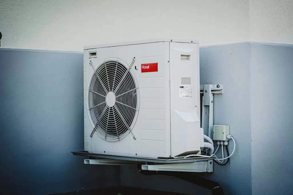 Κακοκαιρία Κλέων: Πώς θα δροσιστείτε χωρίς air condition με τον καύσωνα
