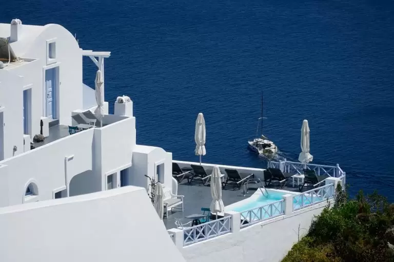 Τι συμβαίνει με τον «Τουρισμό για Όλους 2023» – Πρωτοφανής καθυστέρηση στις αιτήσεις