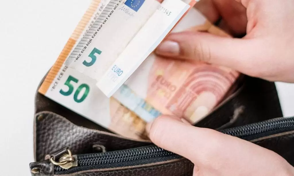 Επίδομα ανεργίας: Απίστευτο και όμως αληθινό – Τι αλλάζει