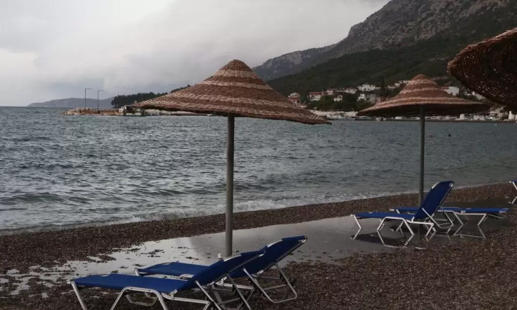 Καιρός: Δραματική έκκληση Αρναούτογλου για τις επόμενες ώρες – «Μακριά από παραλίες»