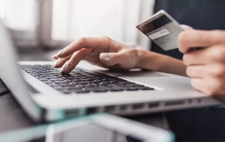 Συναγερμός: Μεγάλη απάτη – Το κόλπο με τη SIM που θα σας αδειάσει τους λογαριασμούς