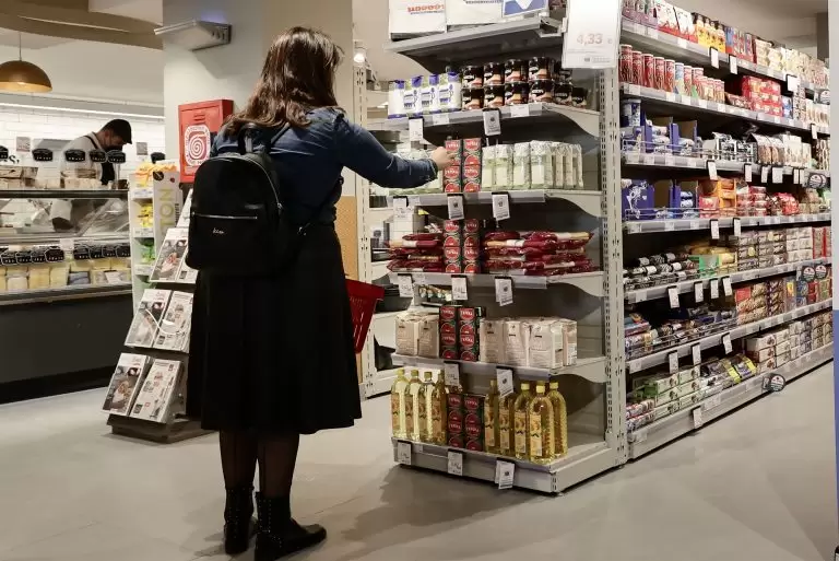 Market pass: Πότε θα πληρωθούν όσοι δεν είδαν χρήματα στους λογαριασμούς τους – Αναλυτικά τα ποσά