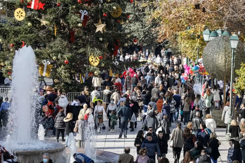 Εορταστικό ωράριο καταστημάτων 2023 με μεγάλη αλλαγή τα Χριστούγεννα