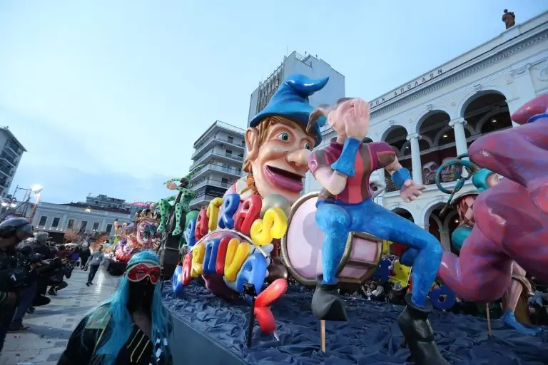 Απόκριες 2024: Το απόλυτο ημερολόγιο – Πότε είναι η Τσικνοπέμπτη