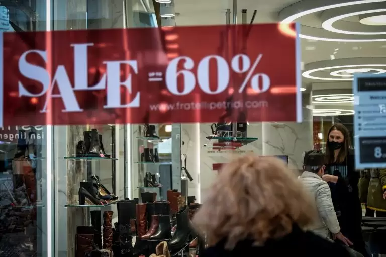Όλες οι νέες Κυριακές με ανοιχτά μαγαζιά το 2024