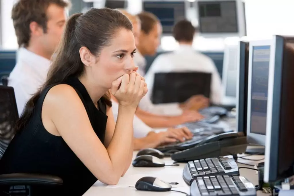 Τετραήμερη εργασία: Πότε θα αρχίσει να εφαρμόζεται στην Ελλάδα;