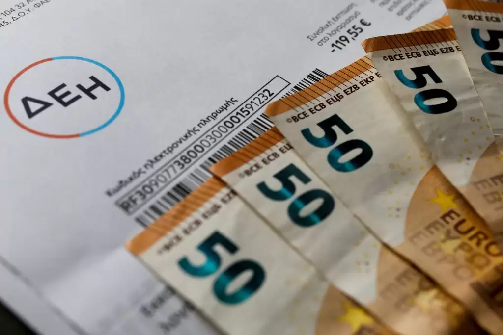 Αποκάλυψη: Γιατί η ΔΕΗ ζητάει τα τηλεφώνα των πελατών της