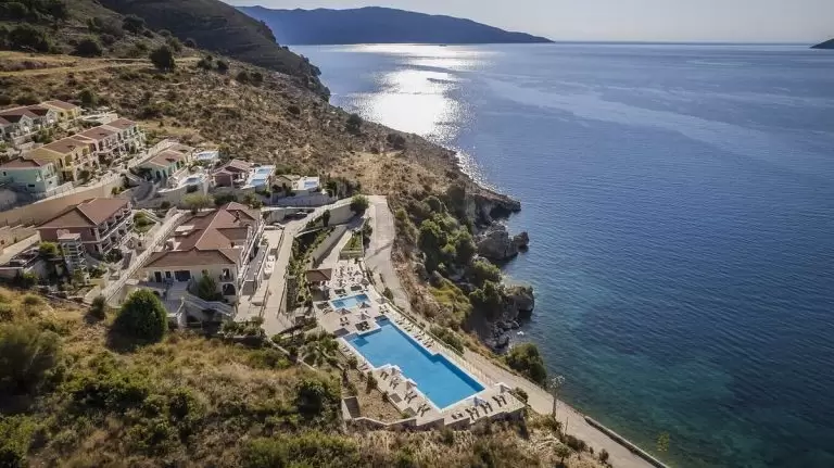 Πλειστηριασμοί: Τα ακίνητα που δεν θέλησε κανείς και η οικογένεια που μπήκε στο στόχαστρο