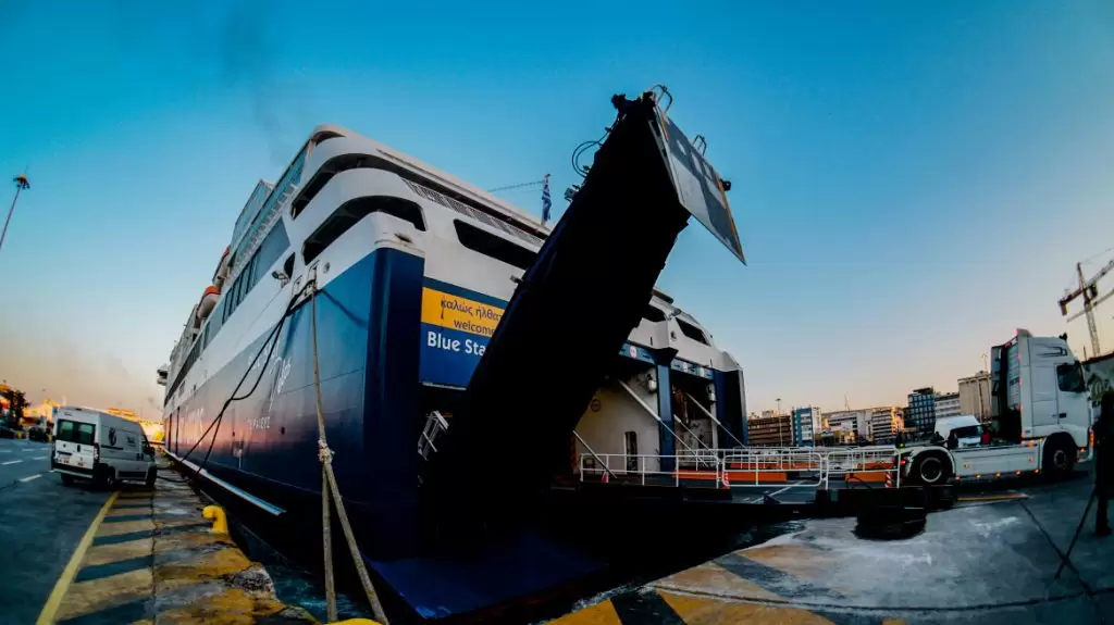 Τριήμερο Καθαρής Δευτέρας 2024: Τα δρομολόγια των πλοίων από Πειραιά, Ραφήνα, Λαύριο