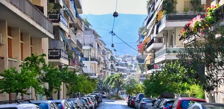Ακίνητα: «Εφιάλτης» για τους ενοικιαστές – Πίνακες με νέες αυξήσεις τιμών