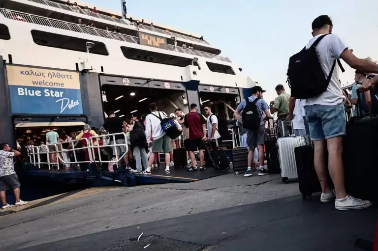 Νέο voucher τουρισμού για ακτοπλοϊκά εισιτήρια με αίτηση στο gov – Δικαιούχοι