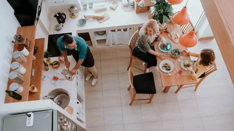Διακοπές: Ξεχάστε ξενοδοχεία και Airbnb – Ανταλλαγές σπιτιών για δωρεάν διαμονή