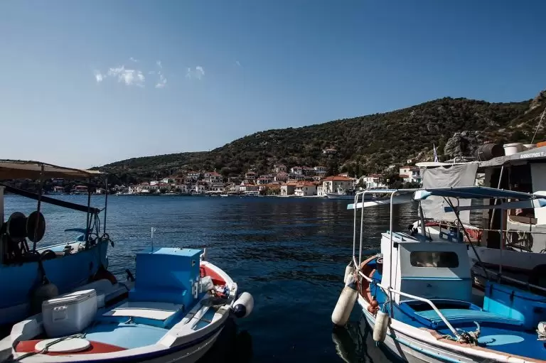 Voucher διακοπών για όλους έως 200 ευρώ – ΕΔΩ η αίτηση με Taxisnet