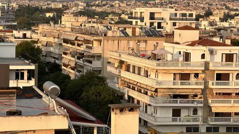 Ακίνητα: «Βόμβα» με 1.500 ευρώ πρόστιμο για το ασανσέρ – Ποιοι πληρώνουν