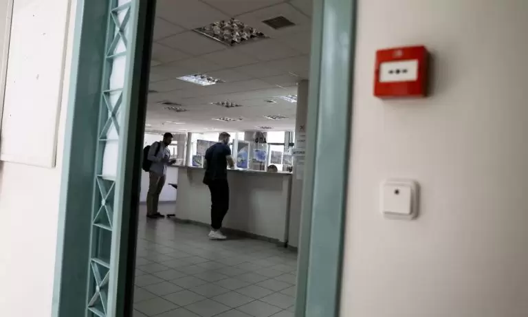 Εφορία: Κλείνουν οριστικά! Πώς θα εξυπηρετούνται οι φορολογούμενοι (πίνακας)