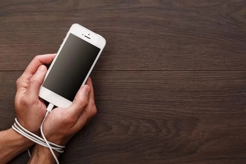 Κινητό: Πώς θα το συνδέσετε σε Wi-Fi χωρίς κωδικό