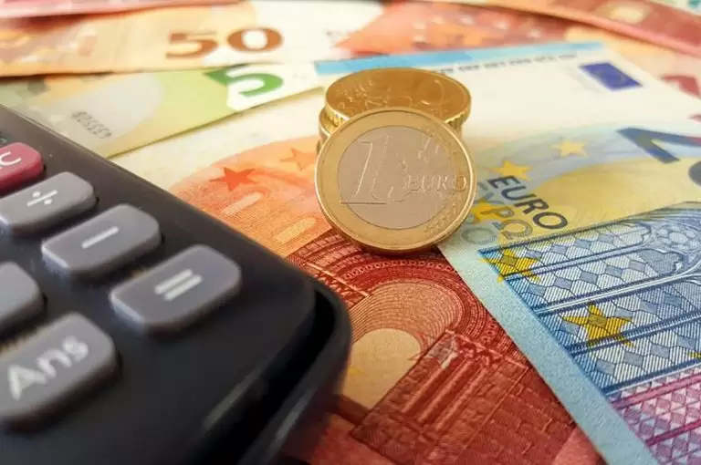 Δάνεια: Σε αυτούς δίνουν άμεσα χιλιάδες ευρώ με ευνοϊκούς όρους