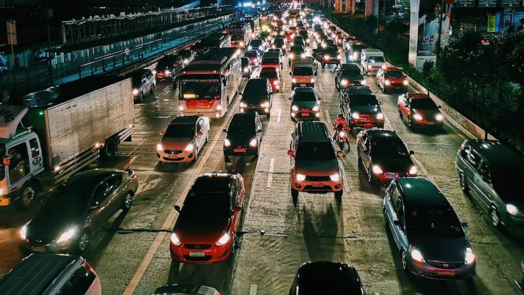 Οριστικό! Χαράτσι στα παλιά αυτοκίνητα και νέα Τέλη Κυκλοφορίας