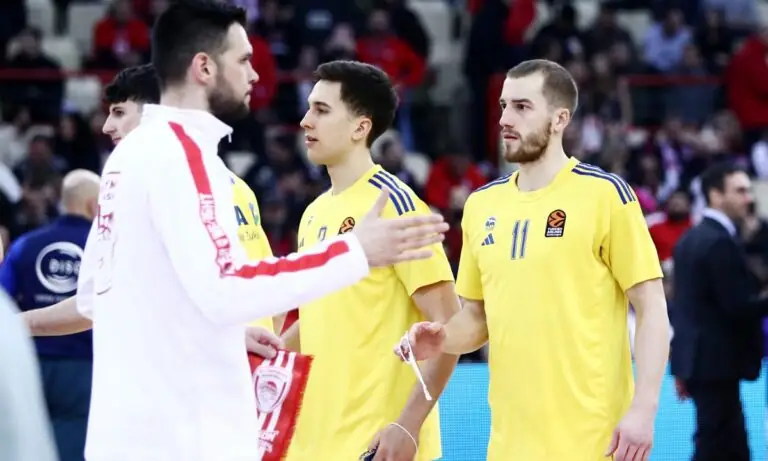 Ολυμπιακός-Άλμπα Βερολίνου LIVE STREAMING: Δείτε ΕΔΩ σήμερα τον αγώνα (20/12/2024)