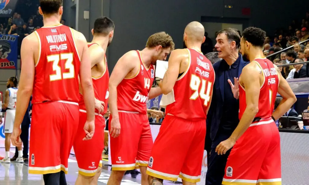 Ολυμπιακός – Βίρτους LIVE STREAMING: Δείτε ΕΔΩ τον αγώνα σήμερα (18/12/2024)