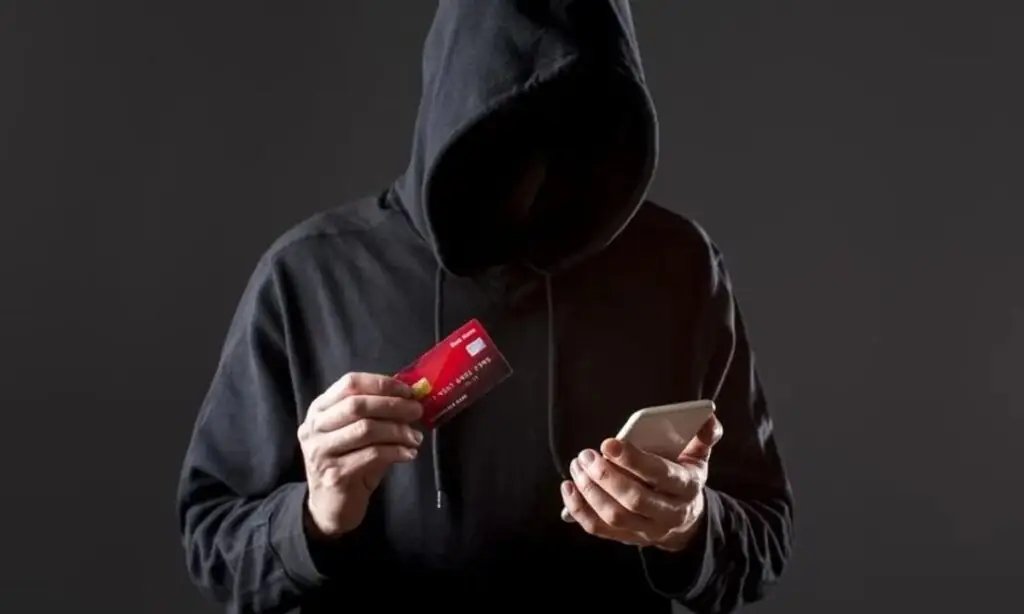 Μεγάλη απάτη: Έχεις αυτό το PIN; Άλλαξέ το αμέσως